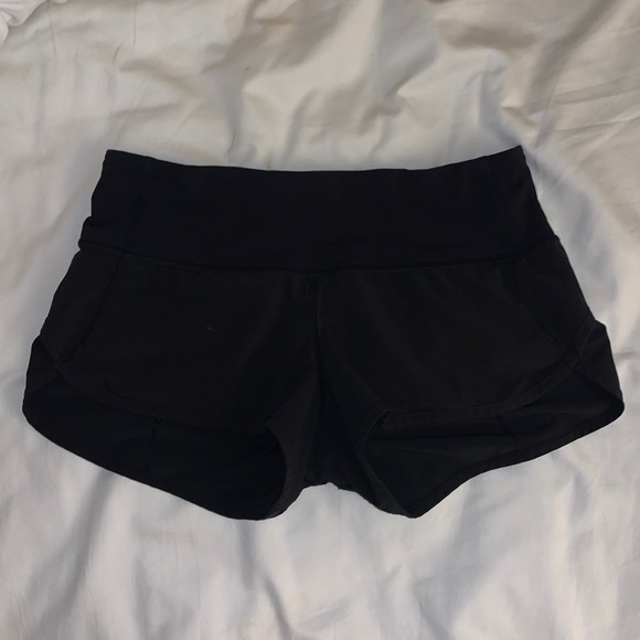Lululemon Speed Up Shorts - Picture 1 of 4